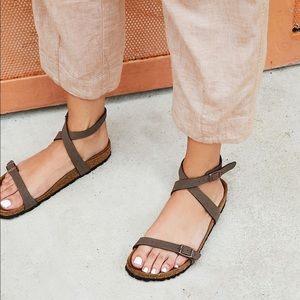 Birkenstock Daloa sandal